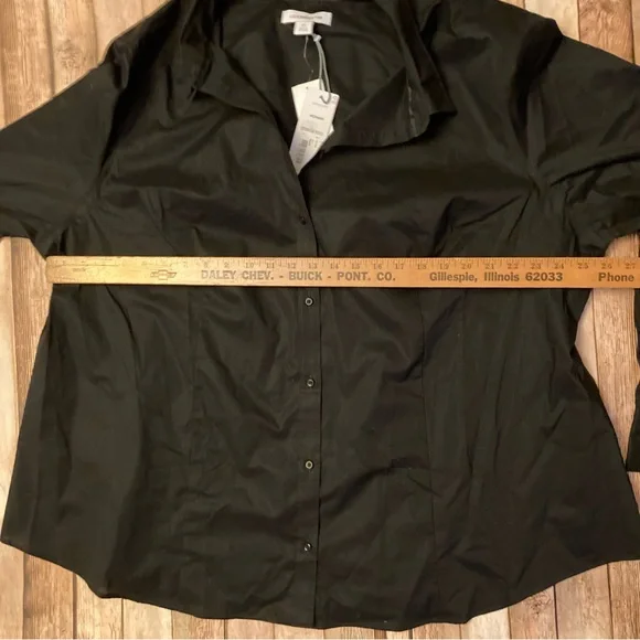 NWT Liz Claiborne Women’s Wrinkle Free 3X Black Button Up Dress Shirt W/Collar - Picture 3 of 8